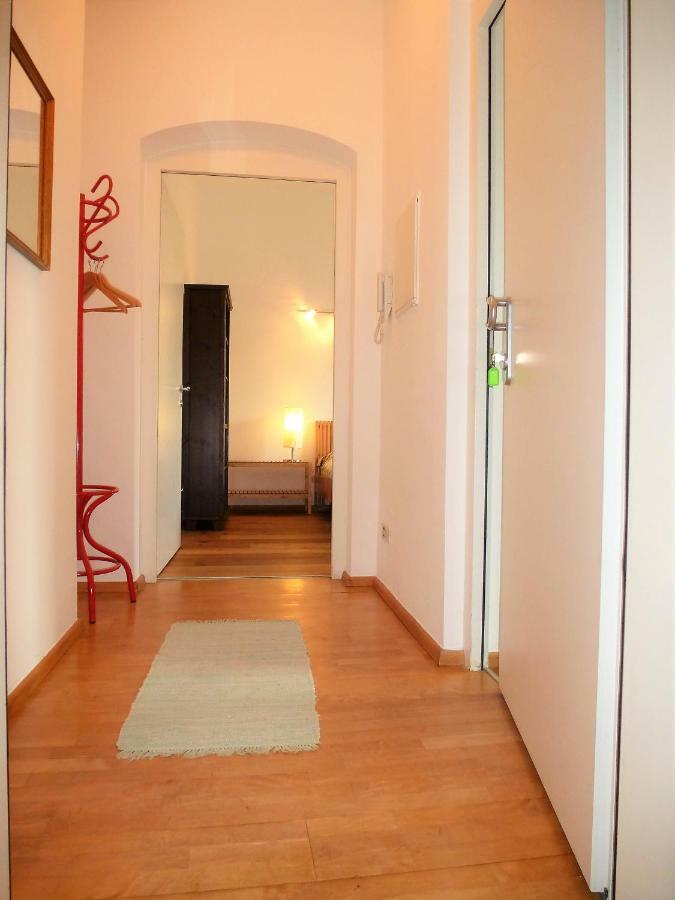 Lovely, Central Apartment With Balcony 因斯布鲁克 外观 照片