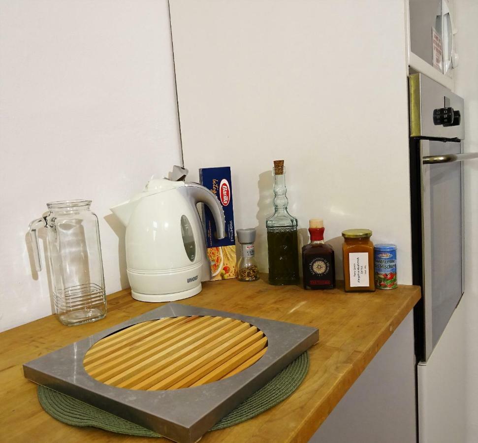 Lovely, Central Apartment With Balcony 因斯布鲁克 外观 照片